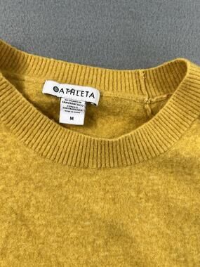 Athleta Gold Crewneck Sweater Women Medium Extra Fine Merino Wool Blend Pullover